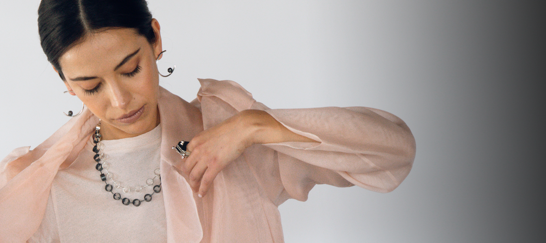 banner-urblack-1.png__PID:333a3227-aa36-48e8-835c-ff41fedf1e44